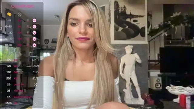 Elisabettina02 xxx strip on cam for live porn chat