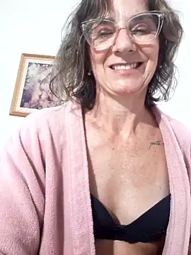 Milf-sol xxx strip on cam for live porn chat