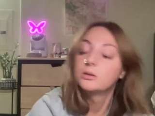 missgwen9 nude before cam. Free Live Sex Chat Room