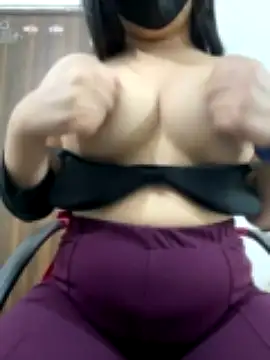 NaughtyGirl25 xxx strip on cam for live porn chat