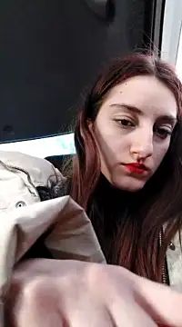 RiskyLola xxx strip on cam for live porn chat