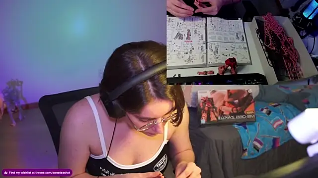 Sweeteashot xxx strip on cam for live porn chat