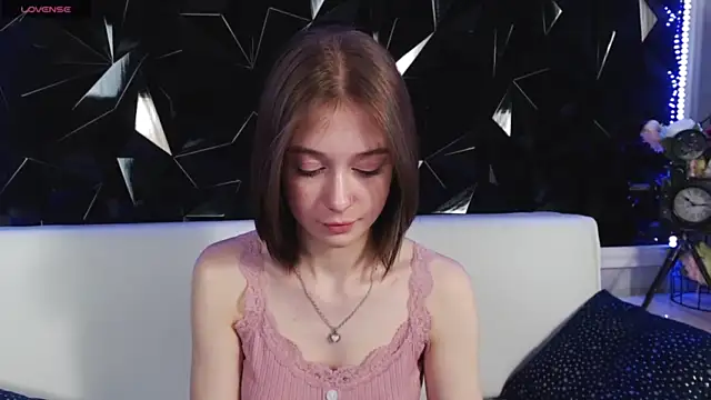 TimidShy xxx strip on cam for live porn chat