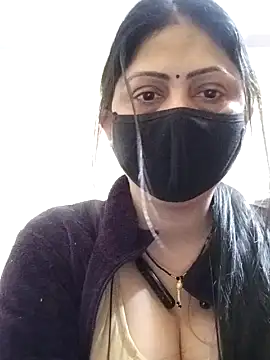 Yamini130 xxx strip on cam for live porn chat