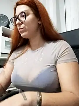 YasmineElbana xxx strip on cam for live porn chat
