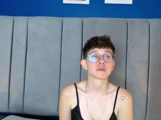 Alex-Smiith nude before cam. Free Live Sex Chat Room