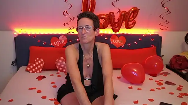 BineSommer xxx strip on cam for live porn chat
