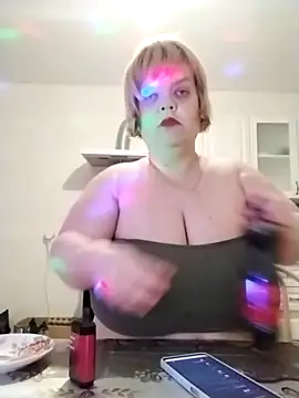 BustyIra xxx strip on cam for live porn chat