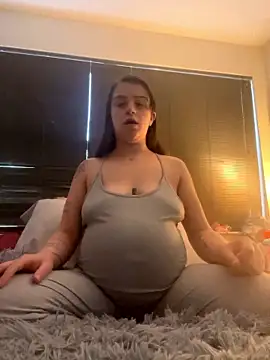 Joeystaciee xxx strip on cam for live porn chat