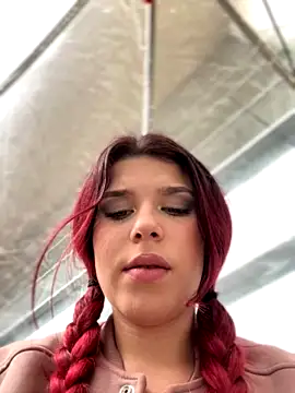 RiriRoseey xxx strip on cam for live porn chat