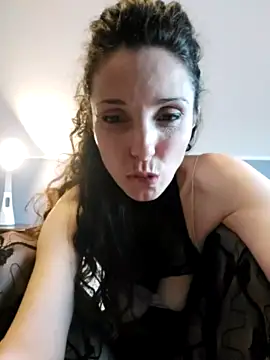SoleilSustainable xxx strip on cam for live porn chat
