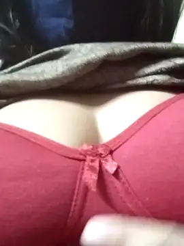 SunheriPari xxx strip on cam for live porn chat