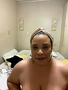 BBWHazelEyes xxx strip on cam for live porn chat