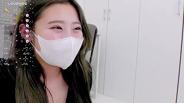 -kanna- xxx strip on cam for live porn chat