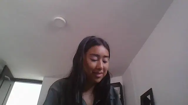 LLisa_ xxx strip on cam for live porn chat