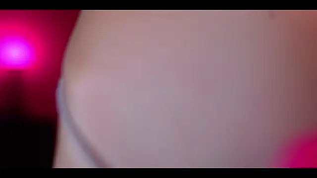 LorenRosse xxx strip on cam for live porn chat