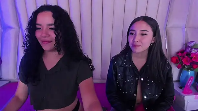MaddieAndMedusa xxx strip on cam for live porn chat