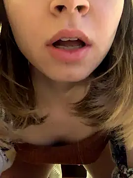 Peanutbutter999 xxx strip on cam for live porn chat