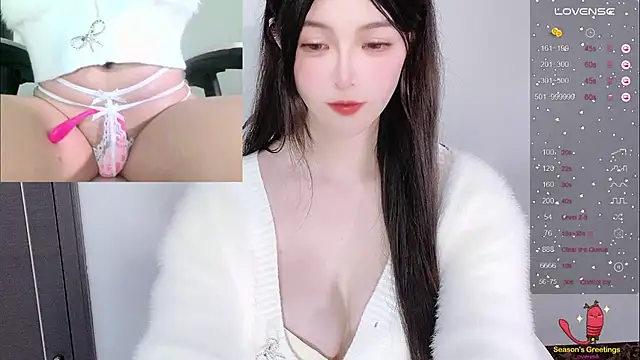 Roleplay7in xxx strip on cam for live porn chat