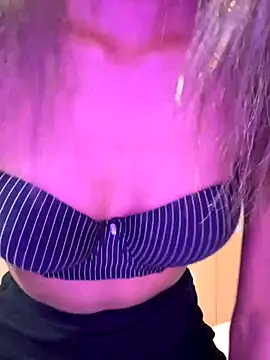 -Sanam- xxx strip on cam for live porn chat