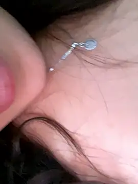 Sanya-27 xxx strip on cam for live porn chat