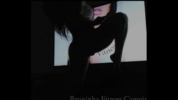 STRIP, MUSCLE LEGS AND FEET ON THE SHADOW – TAKING OFF MY PANTIES