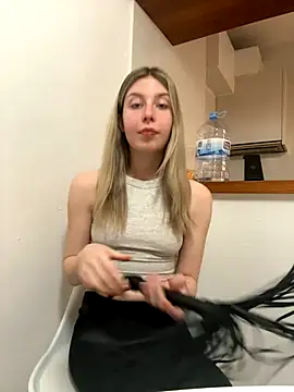 VeraSerephina xxx strip on cam for live porn chat