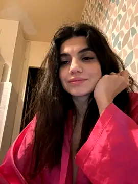 Vikistar69 xxx strip on cam for live porn chat