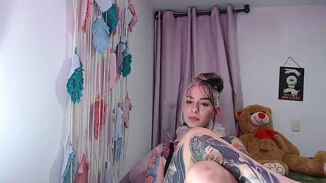 Agatha_ink3 xxx strip on cam for live porn chat