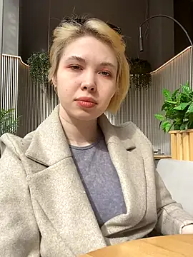 AliceAlisson xxx strip on cam for live porn chat