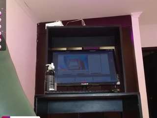 diosa , ? nude before cam. Free Live Sex Chat Room