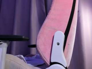 El-Melt nude before cam. Free Live Sex Chat Room