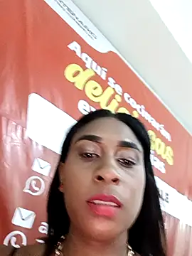 HanaThompson xxx strip on cam for live porn chat