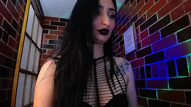 ICIANARNIA xxx strip on cam for live porn chat