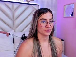 IsabelaGonzalez nude before cam. Free Live Sex Chat Room