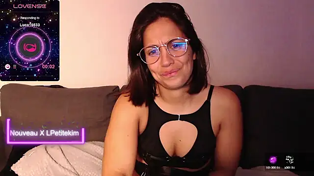 LPetitekim xxx strip on cam for live porn chat