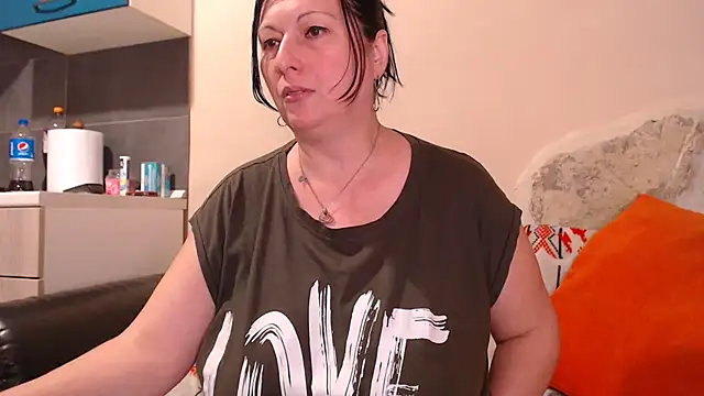 MorenaVegas xxx strip on cam for live porn chat