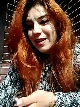 NadiraNoor xxx strip on cam for live porn chat