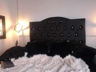 Naomi-bloomm nude before cam. Free Live Sex Chat Room