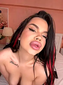 RubyHotness xxx strip on cam for live porn chat