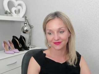 AliciaGoddess85 nude before cam. Free Live Sex Chat Room