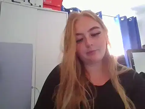 Brublue xxx strip on cam for live porn chat