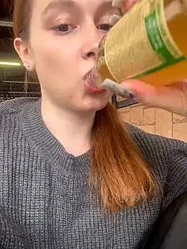 Cherry_Kisses xxx strip on cam for live porn chat
