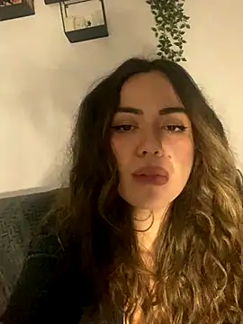Curvy_evaaaa xxx strip on cam for live porn chat