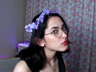 LoisKyong nude before cam. Free Live Sex Chat Room