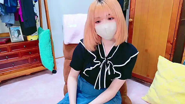 MinamimiXD xxx strip on cam for live porn chat