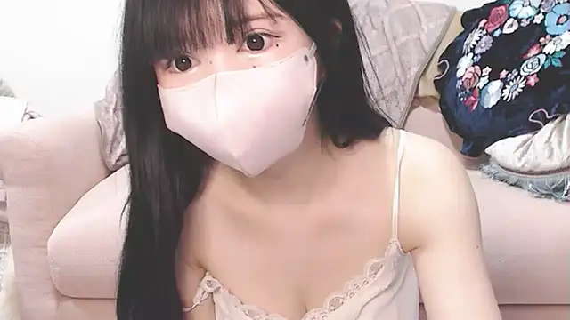 -momopai- xxx strip on cam for live porn chat