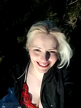 MukiNevis xxx strip on cam for live porn chat