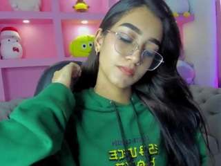 Paris nude before cam. Free Live Sex Chat Room