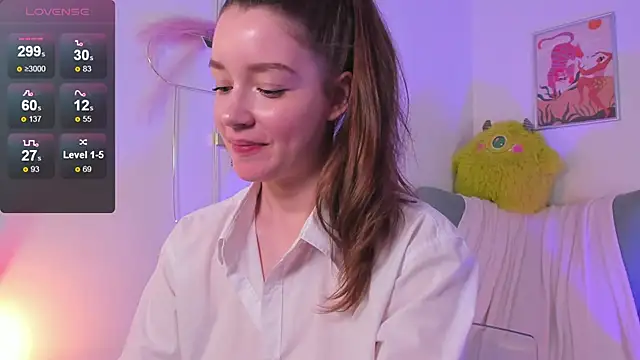 Ruddyberry xxx strip on cam for live porn chat